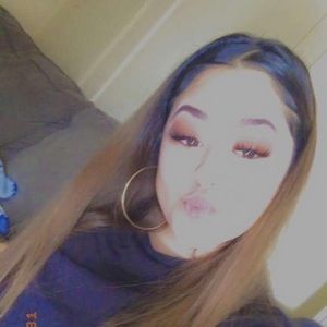 Meet your Posher, Adriana